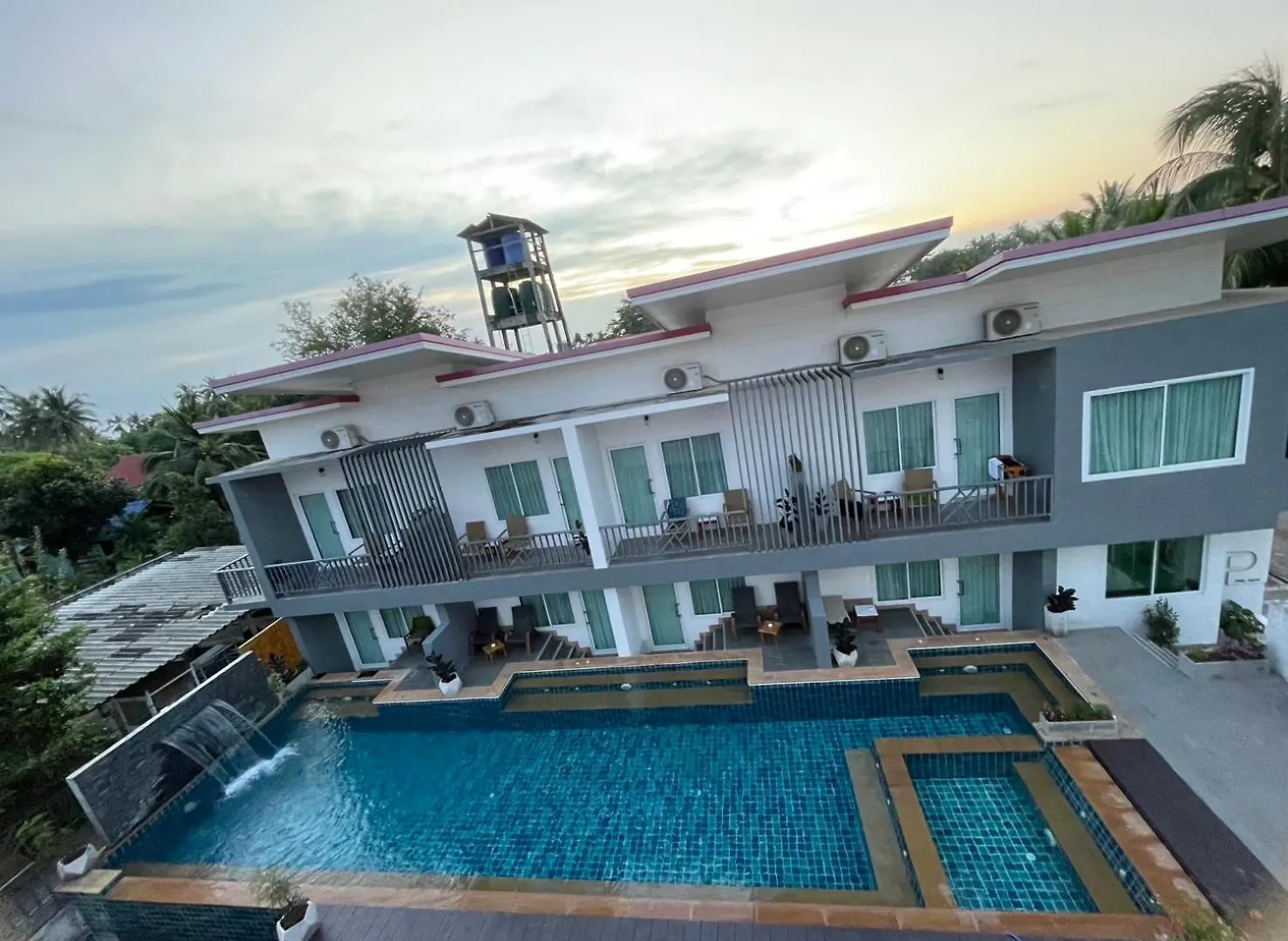 Lanta Corsica Hostel Ko Lanta