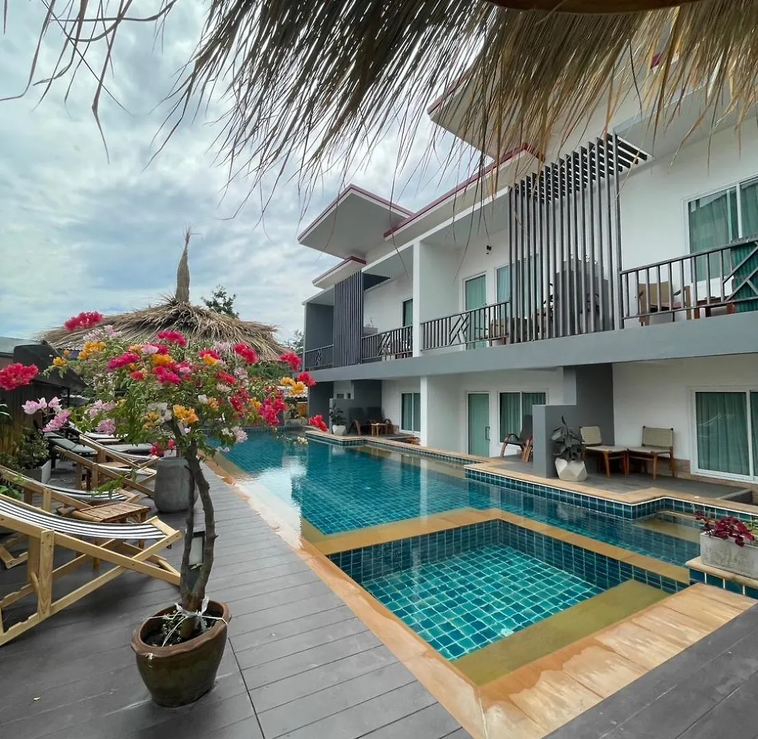 Lanta Corsica Hostel Ko Lanta